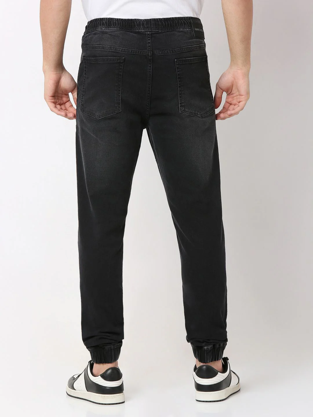 Men Jeans Low Distress Light Fade Mid-Rise - Image 4