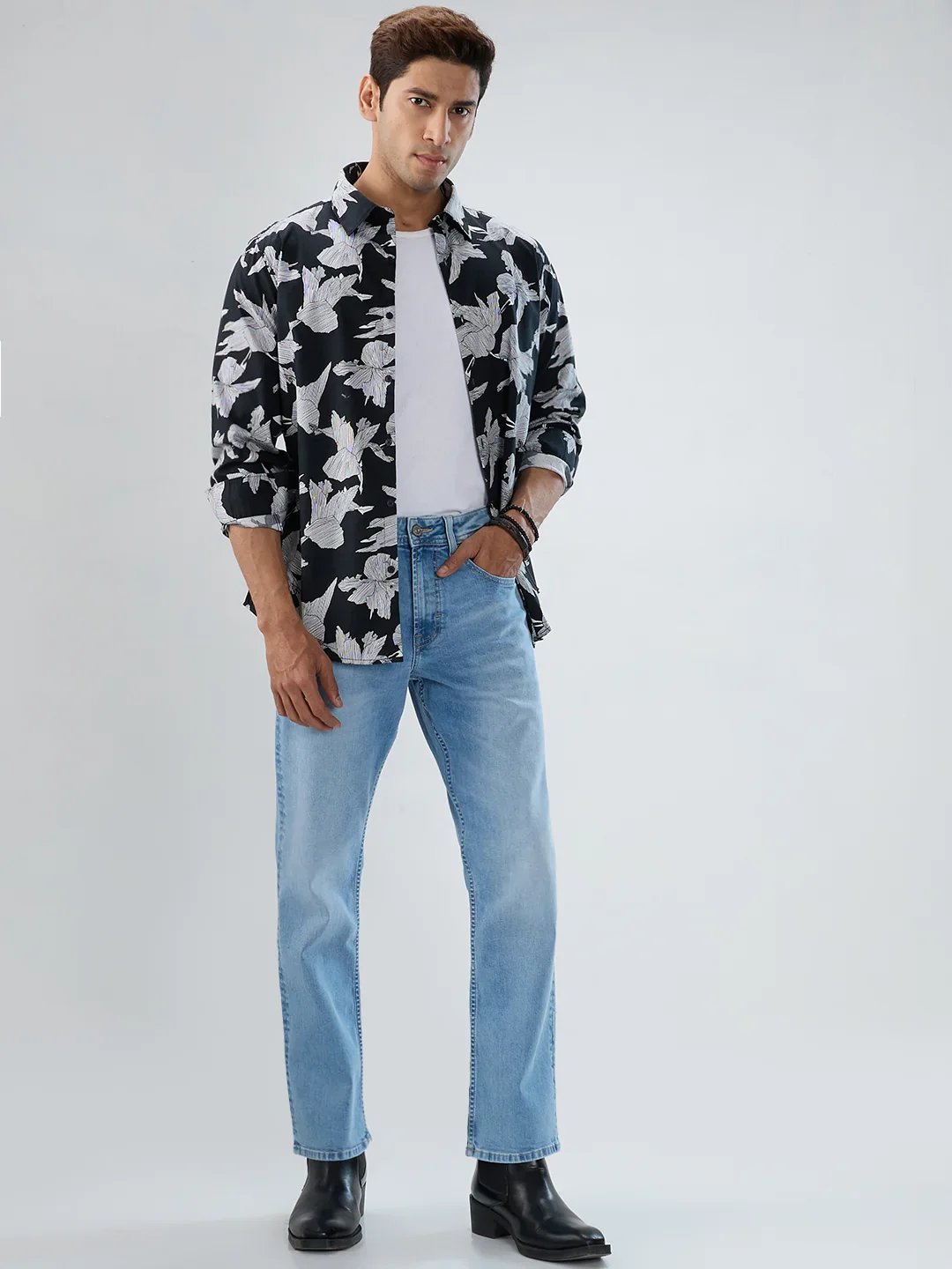 Men Chico Jeans Relaxed Fit Light Blue Mid Rise - Image 7