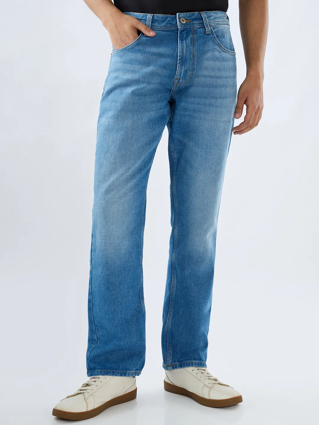 Men Chico Jeans Relaxed Fit Light Blue Mid Rise - Image 2