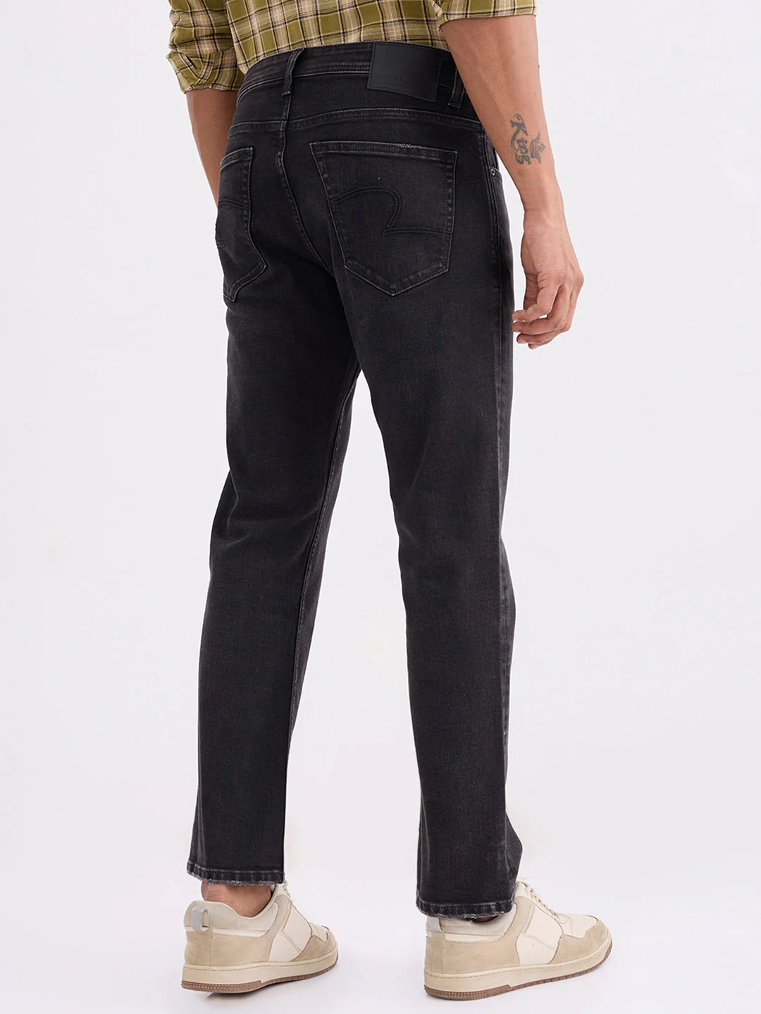 Men Jeans Relaxed Fit Black Mid Rise - Image 4