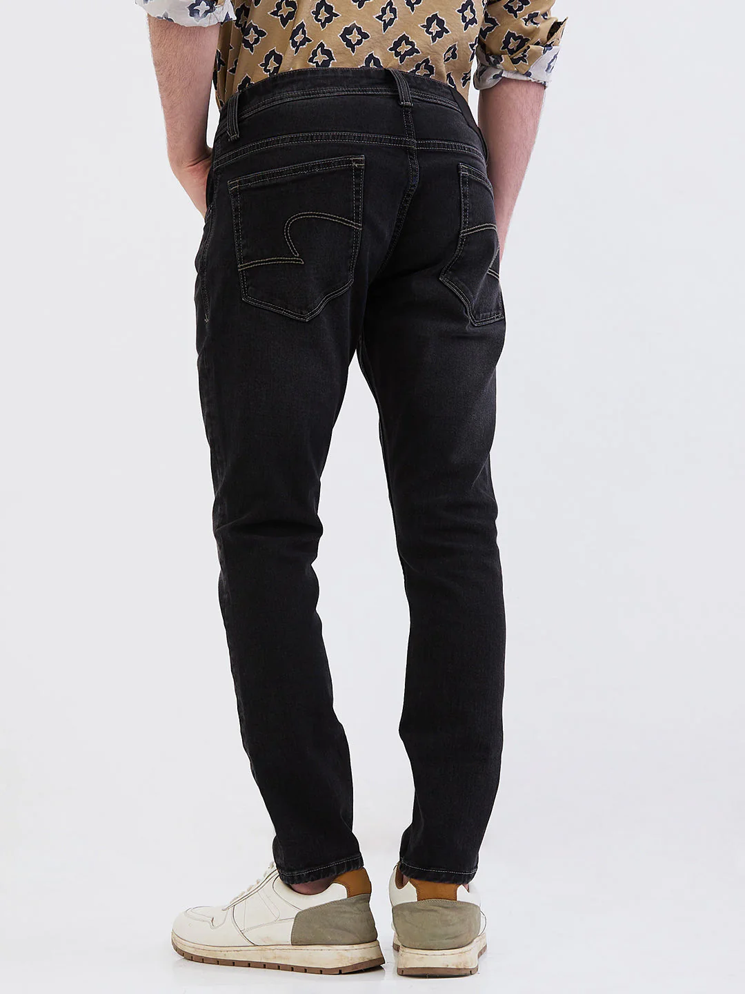 Men Jeans Slim Fit Black Mid Rise - Image 4