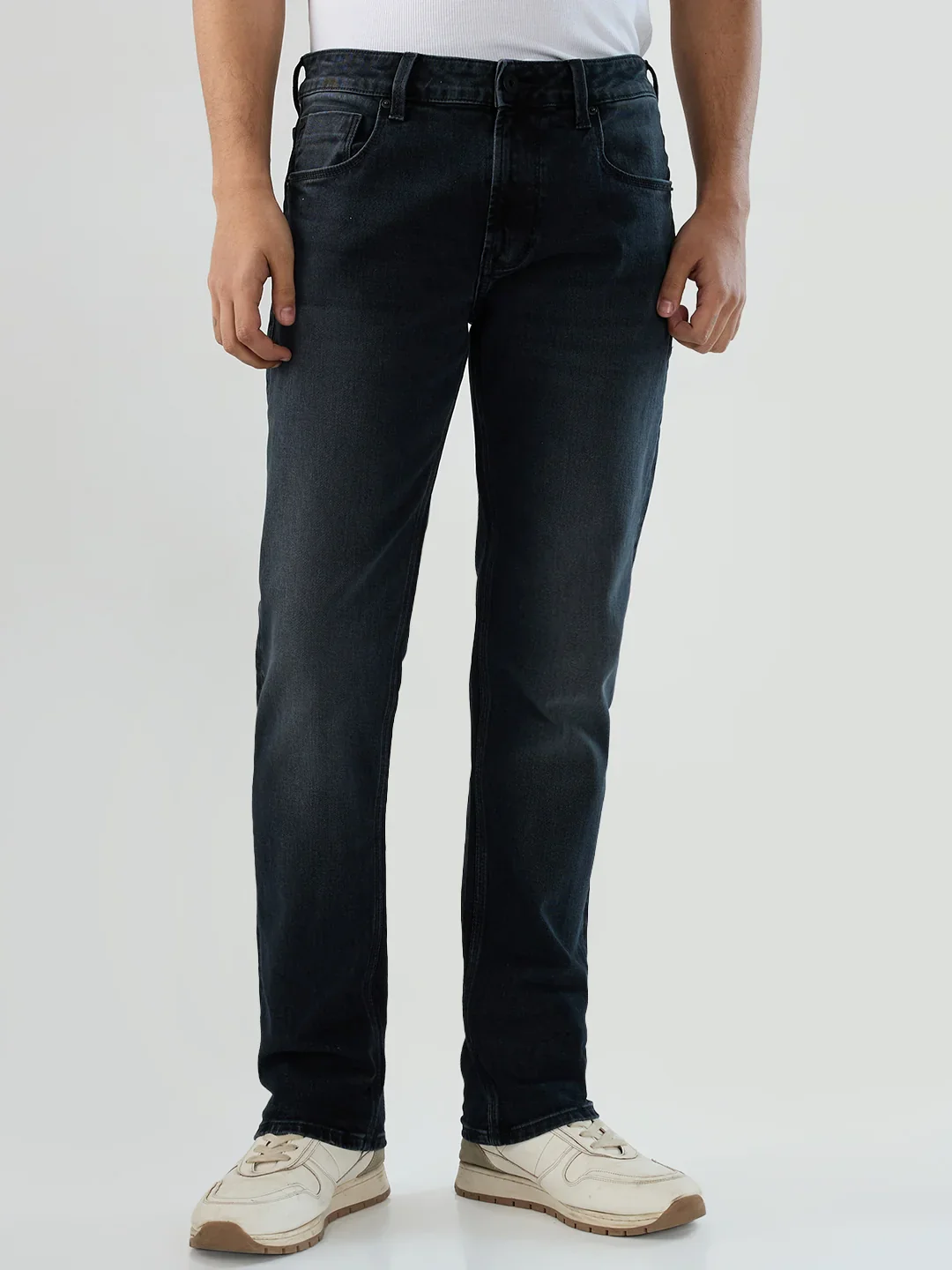 Men Ricardo Jeans Comfort Fit Black Mid Rise - Image 2