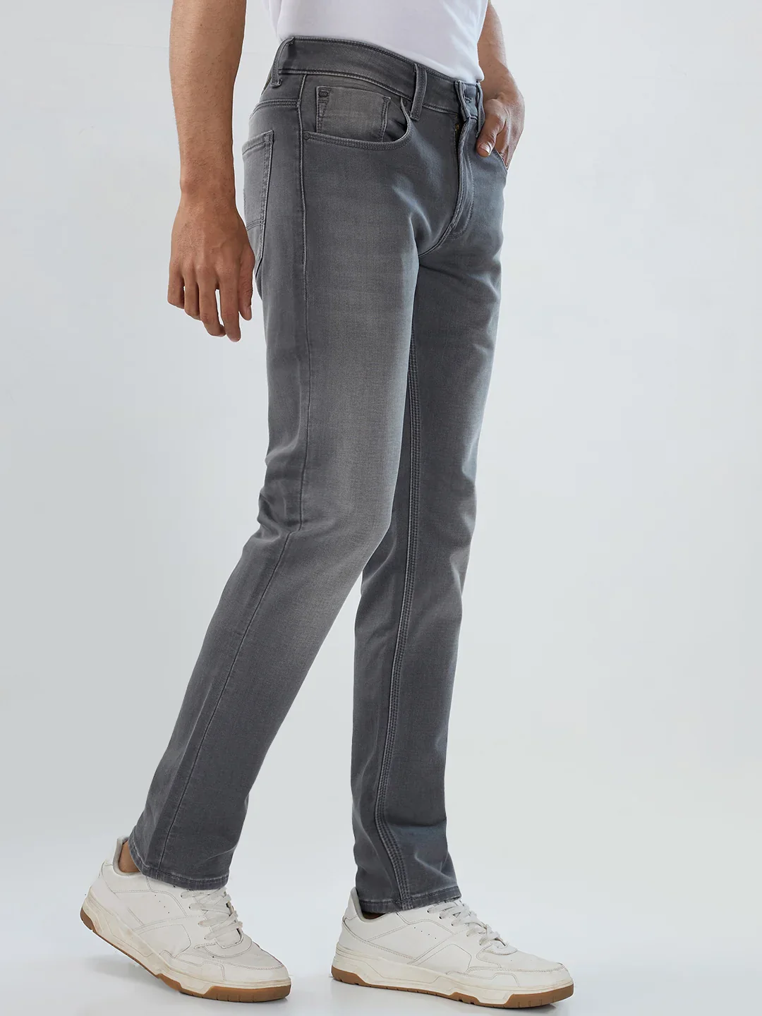 Men Rover Jeans Regular Fit Grey Mid Rise - Image 4