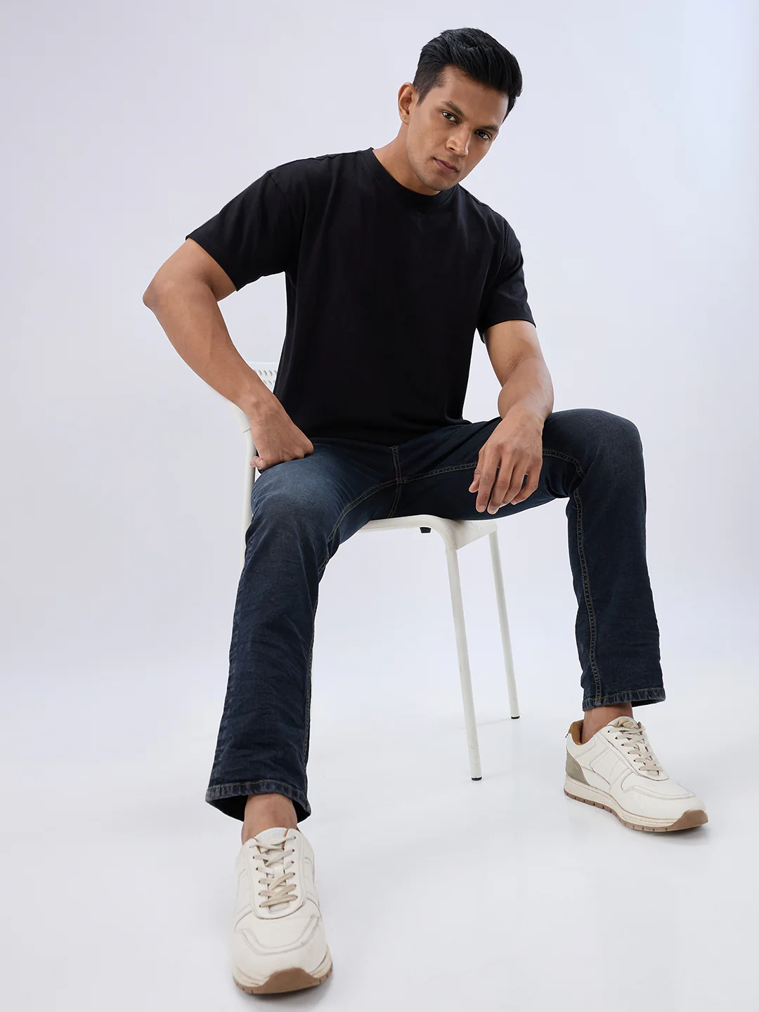 Men Rover Jeans Regular Fit Black Mid Rise - Image 8