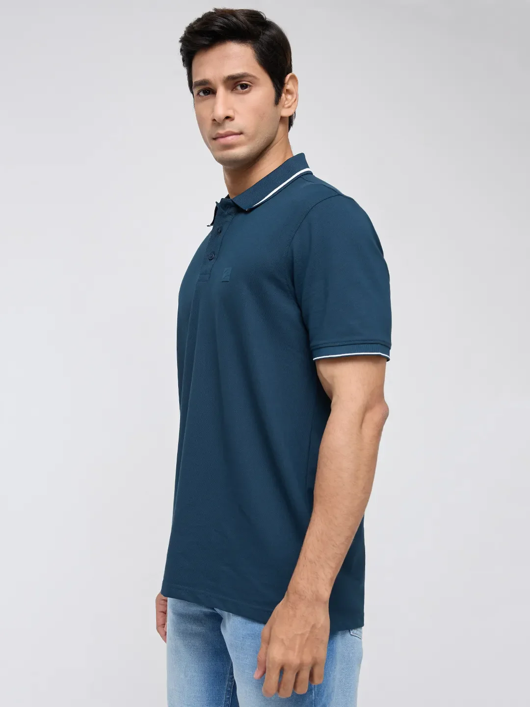 Men T-Shirt Solid Teal Blue Regular Fit - Image 4