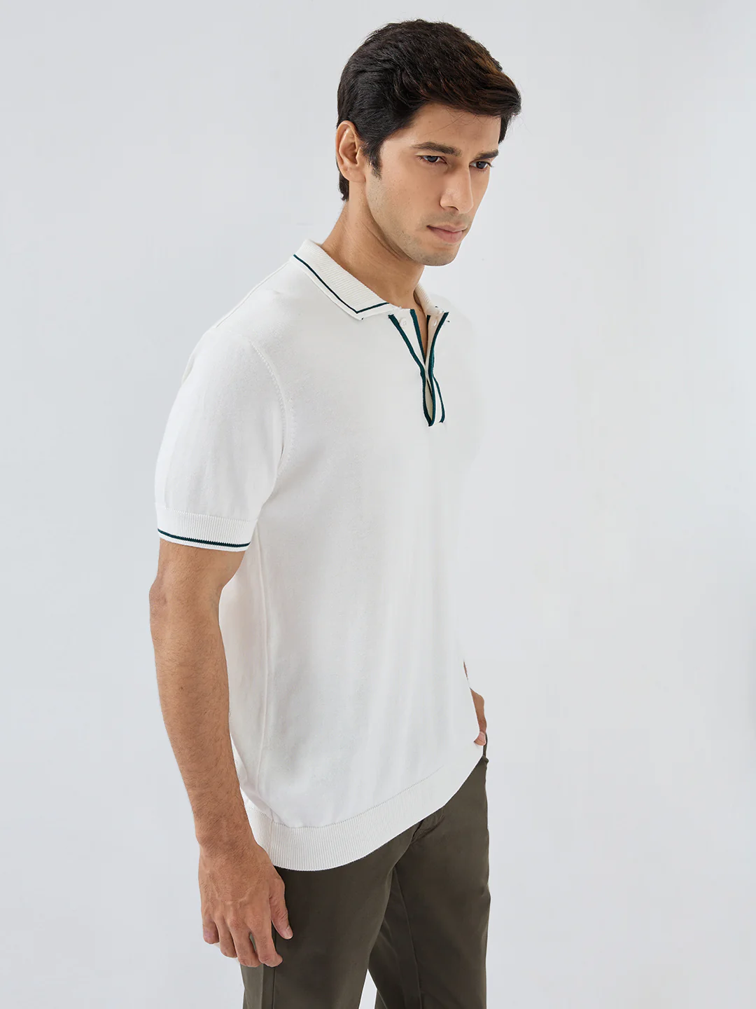 Men T-Shirt Solid White Regular Fit - Image 3