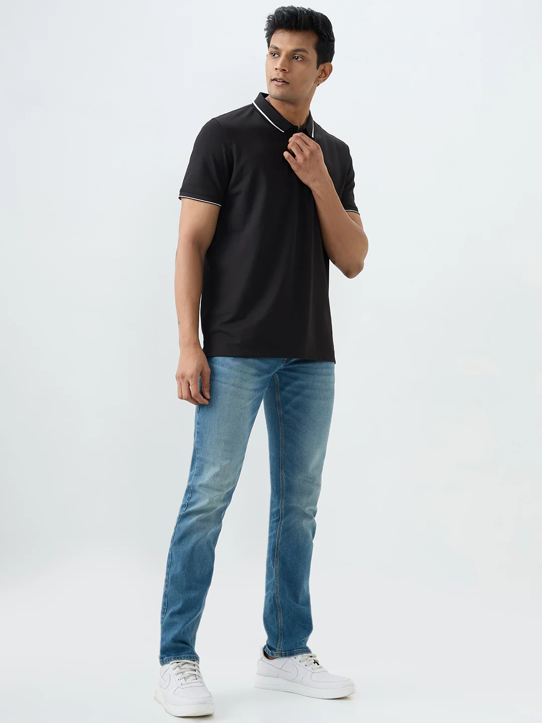 Men T-Shirt Black Slim Fit - Image 5