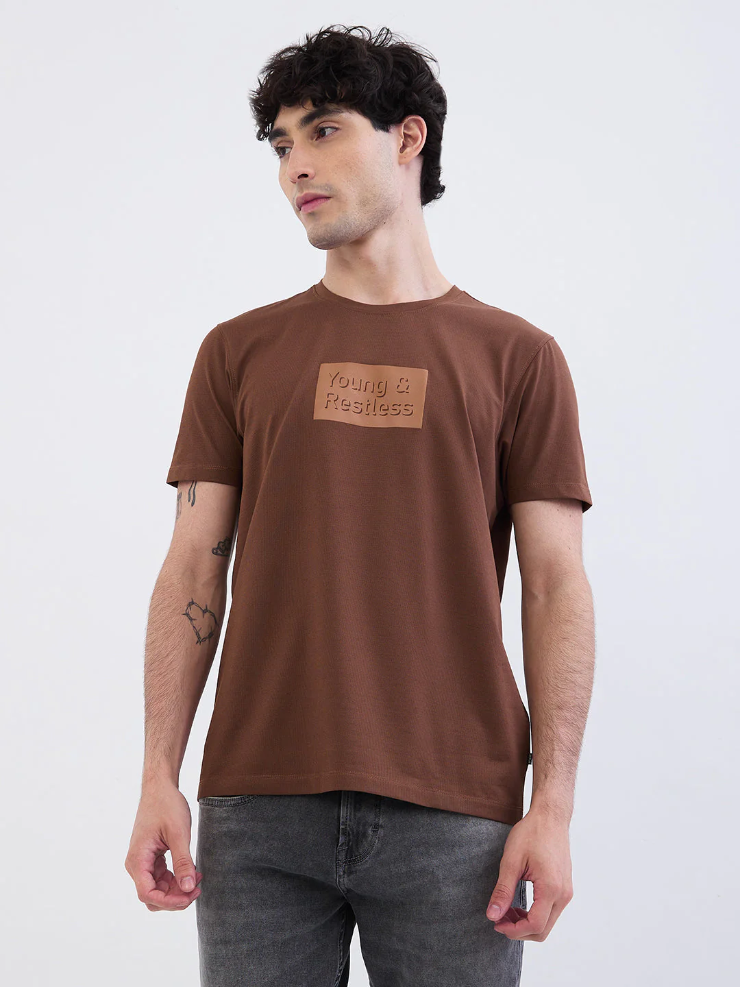 Men T-Shirt Brown Slim Fit - Image 2