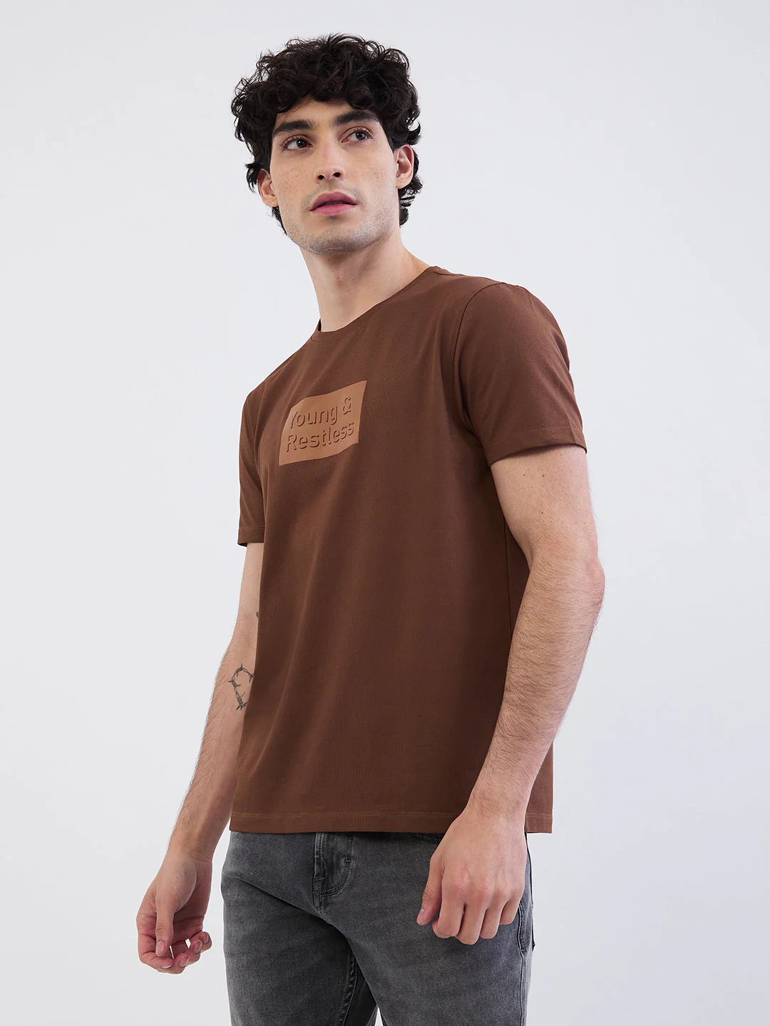 Men T-Shirt Brown Slim Fit - Image 3
