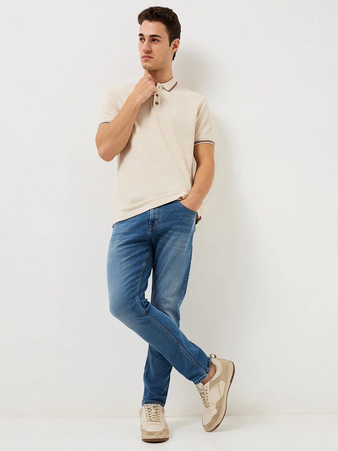 Men T-Shirt Solid White Slim Fit - Image 5