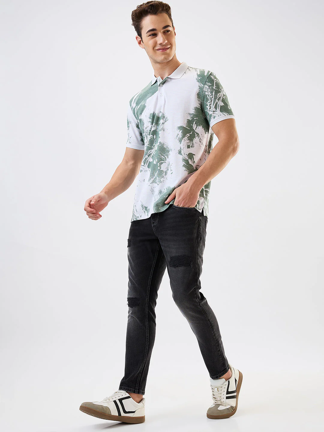 Men T-Shirt Green Print Slim Fit - Image 2
