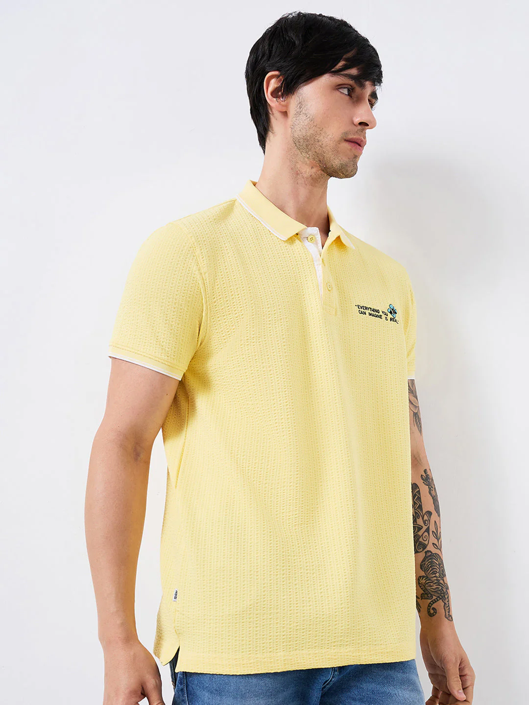 Men T-Shirt Yellow Solid Slim Fit - Image 2
