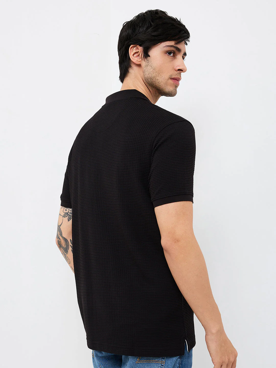 Men T-Shirt Black Slim Fit - Image 4