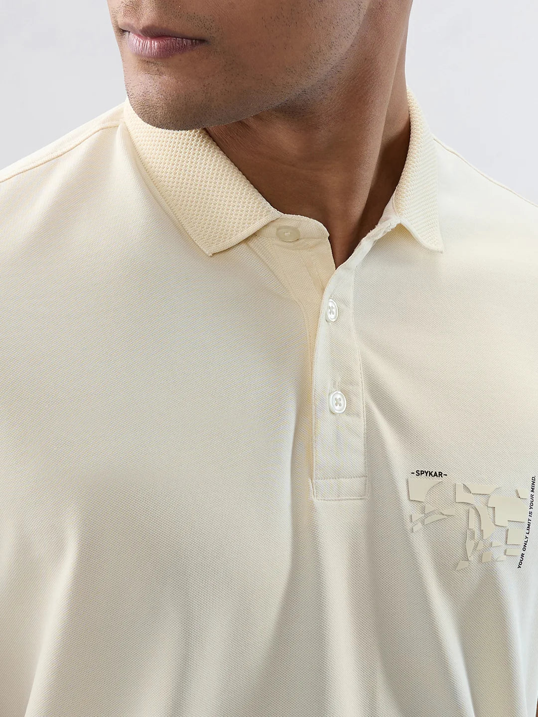 Men T-Shirt Solid Off White Regular Fit - Image 4