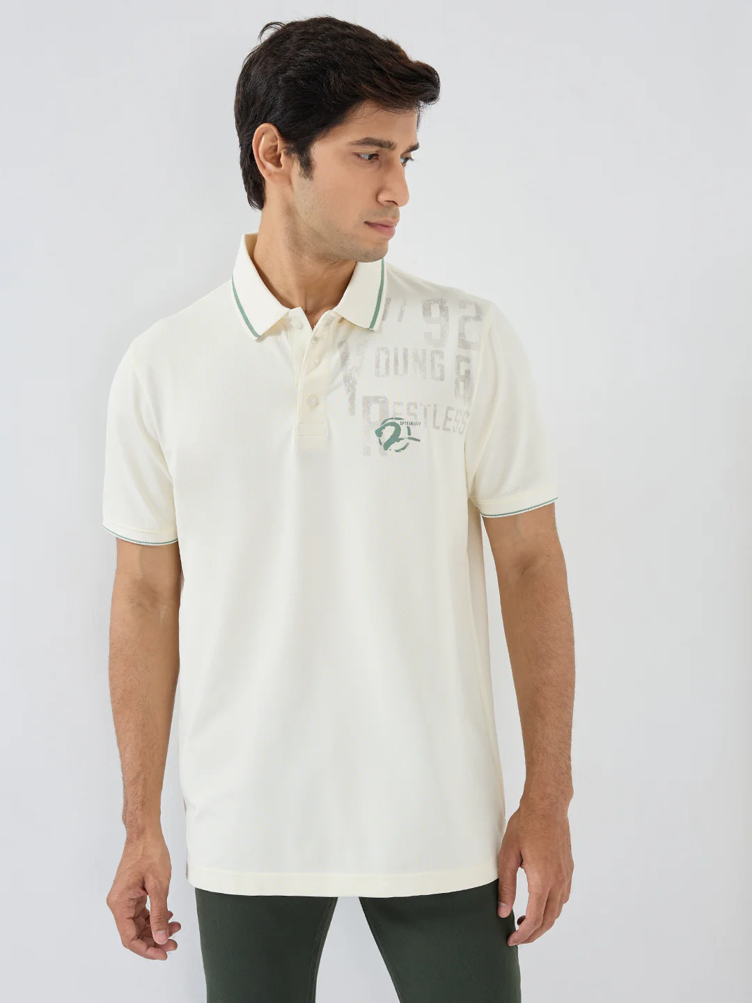 Men T-Shirt Solid White Regular Fit