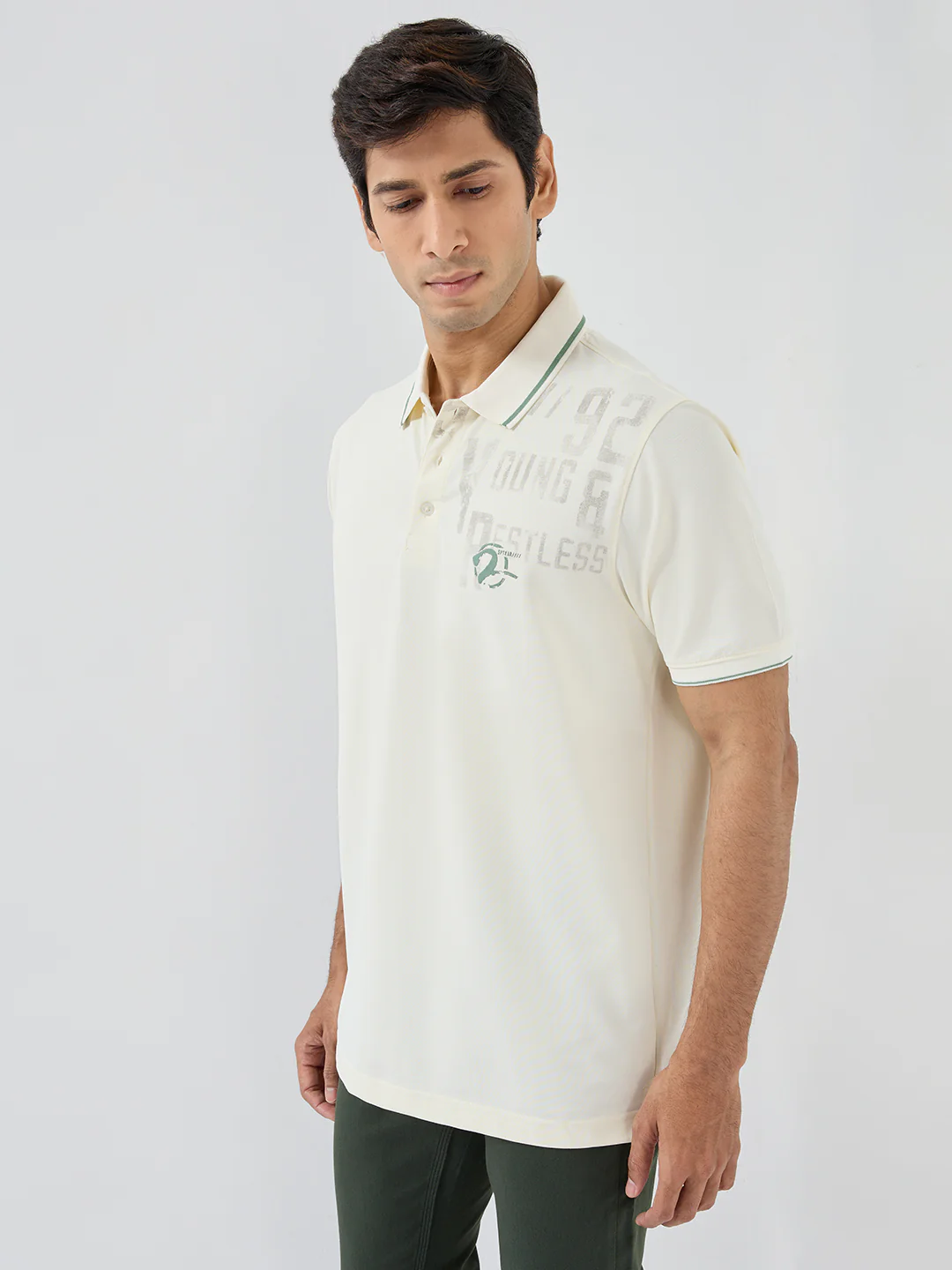 Men T-Shirt Solid White Regular Fit - Image 4
