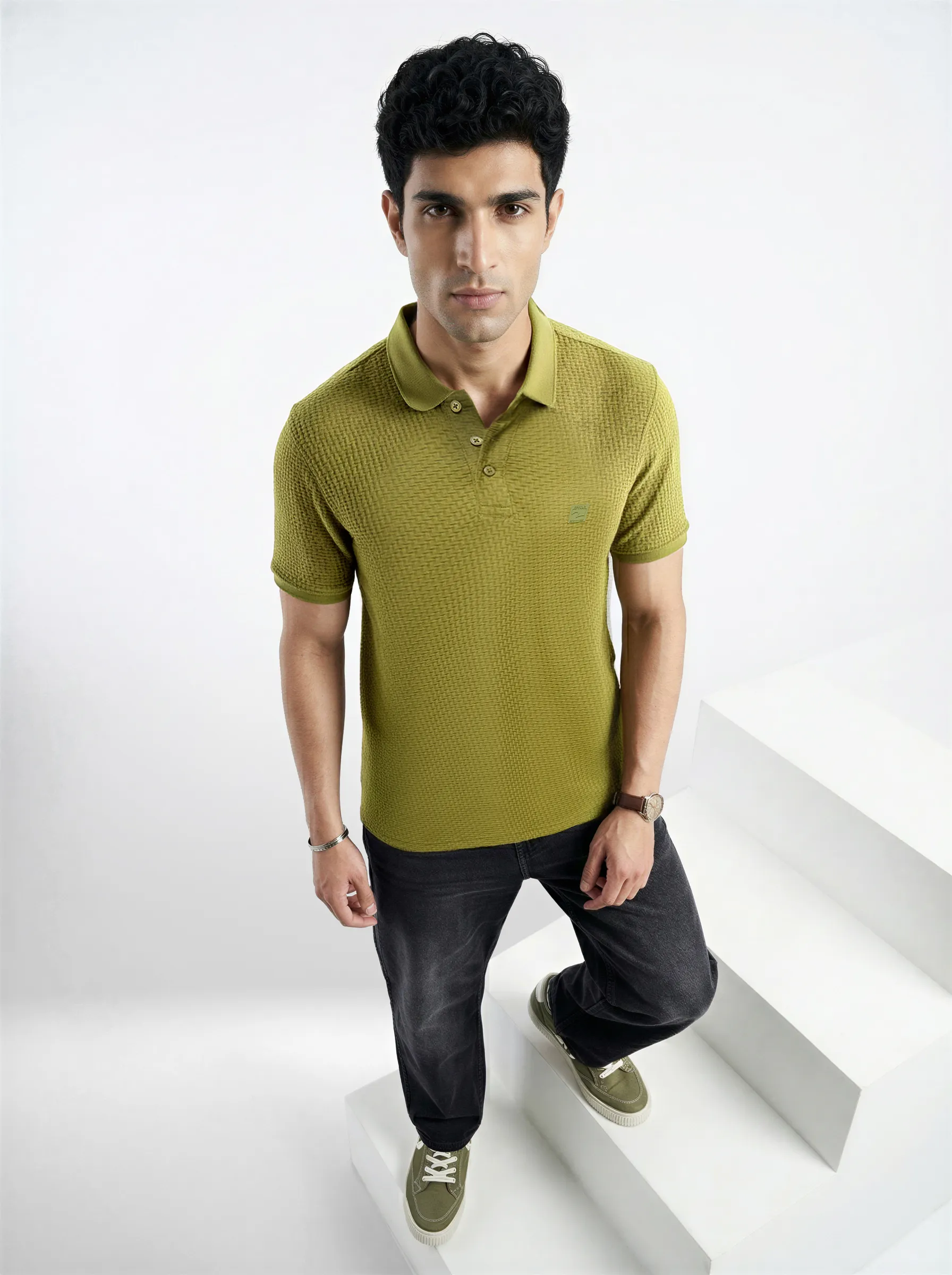 Men T-Shirt Solid Green Regular Fit - Image 2