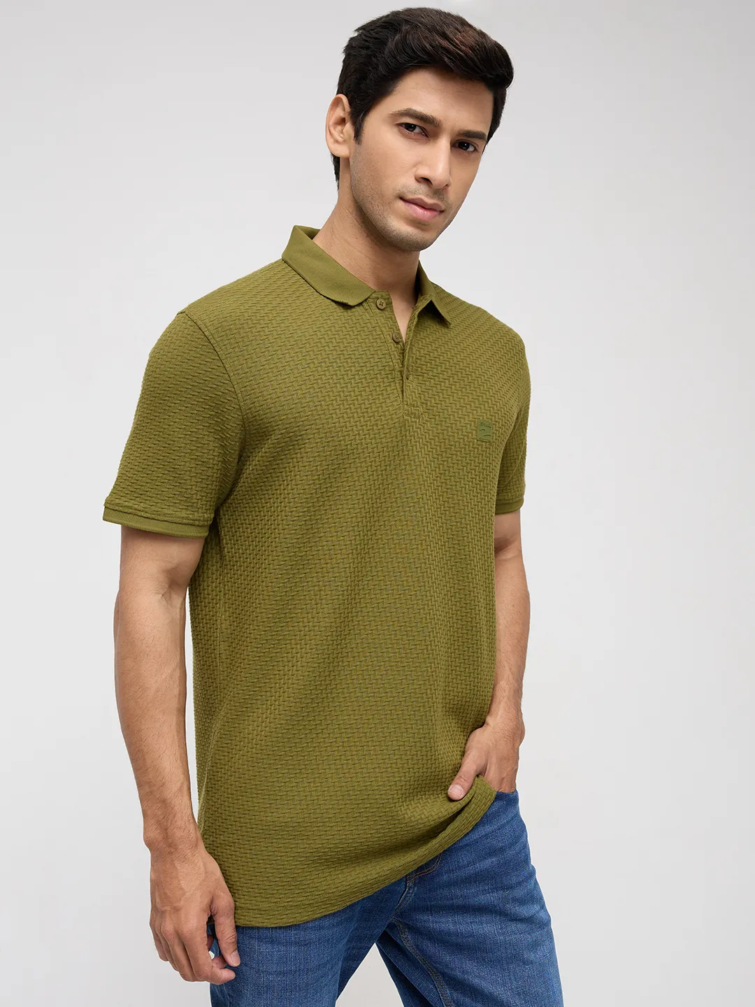 Men T-Shirt Solid Green Regular Fit - Image 3