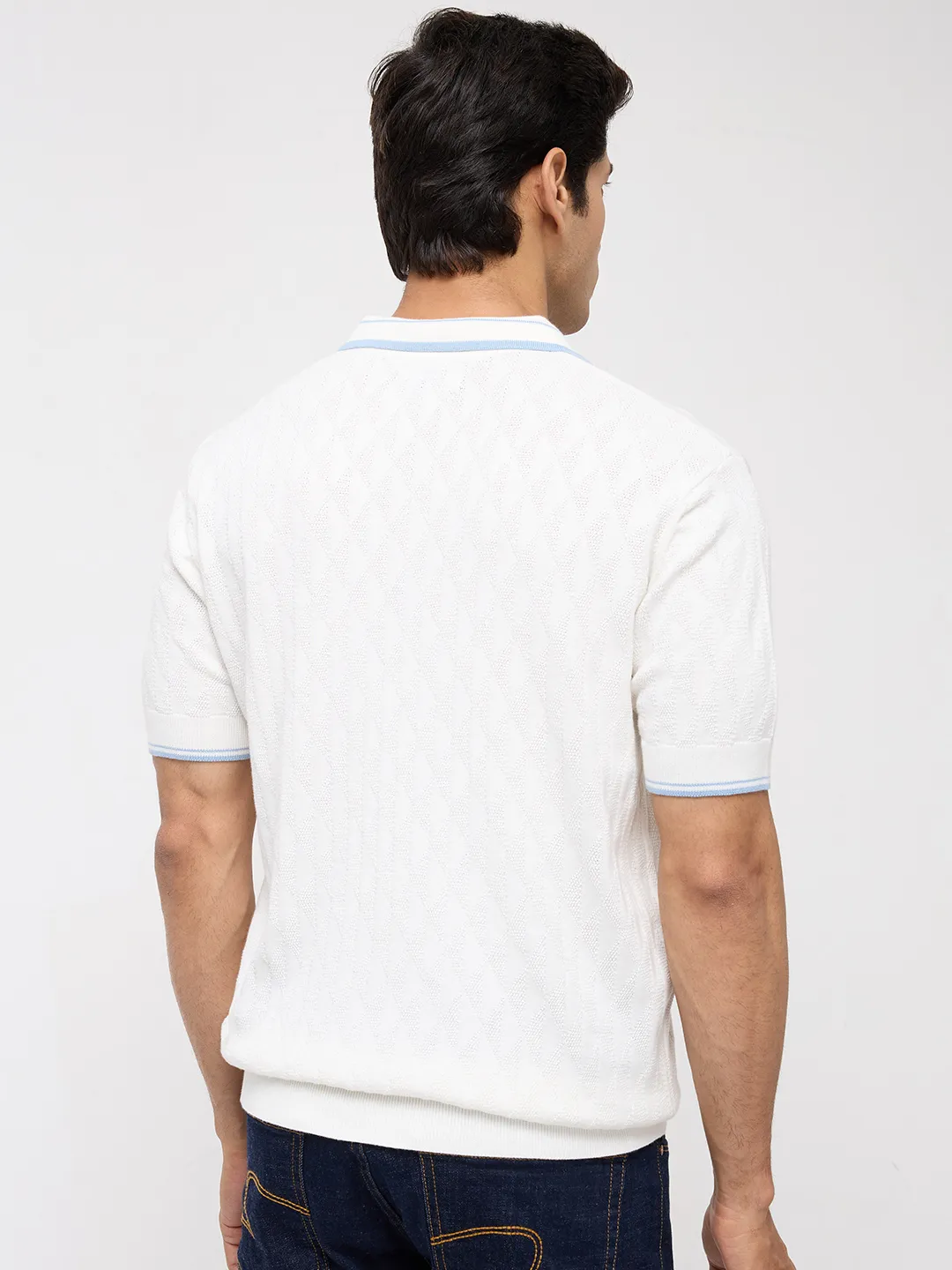 Men T-Shirt Solid Off White Regular Fit - Image 5