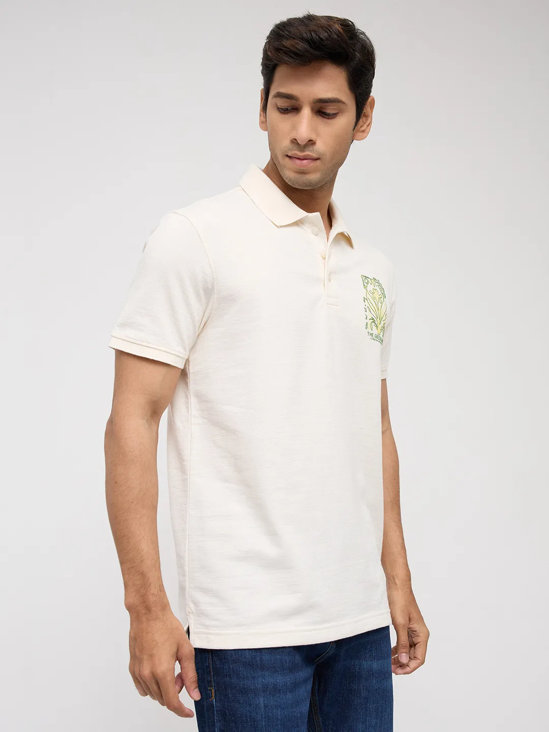 Men T-Shirt Textured Off White Regular Fit - Image 3
