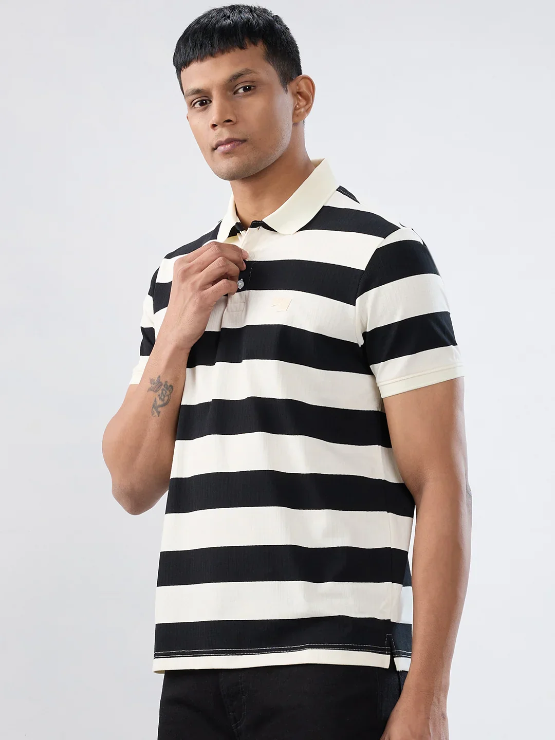 Men T-Shirt Stripe Black Regular Fit - Image 4