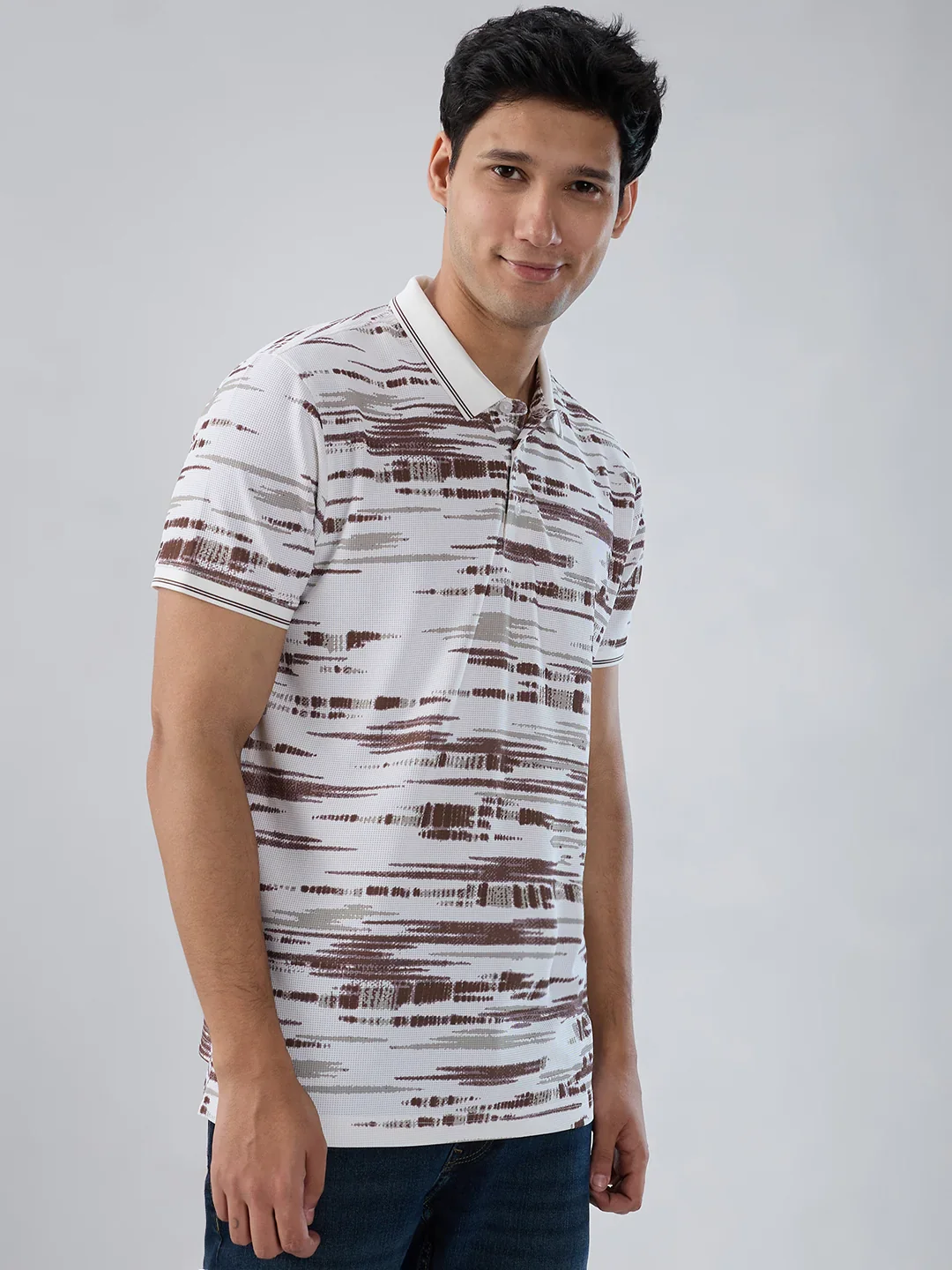 Men T-Shirt Print Brown Regular Fit - Image 3