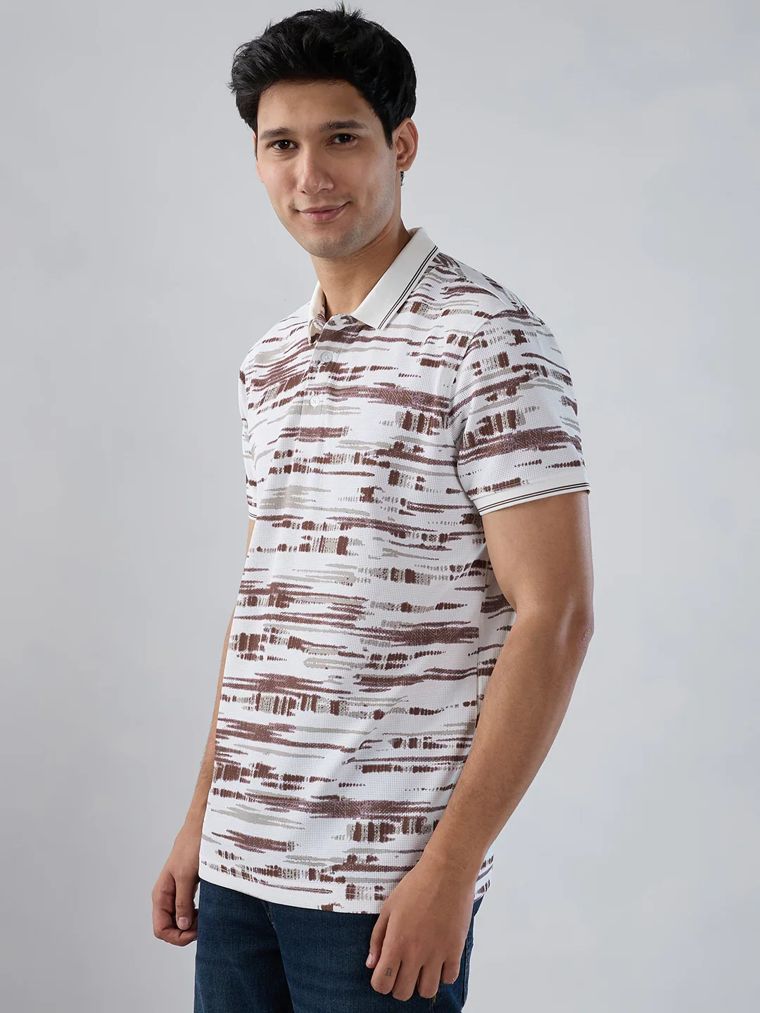 Men T-Shirt Print Brown Regular Fit - Image 5