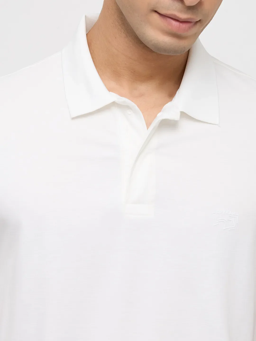Men T-Shirt Solid White Regular Fit - Image 6