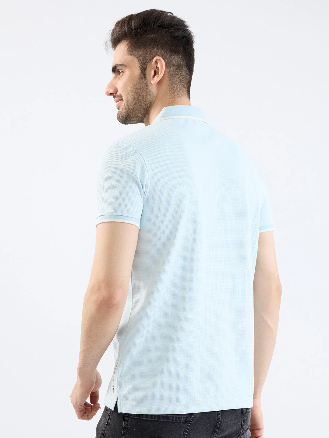 Men T-Shirt Blue Slim Fit - Image 4