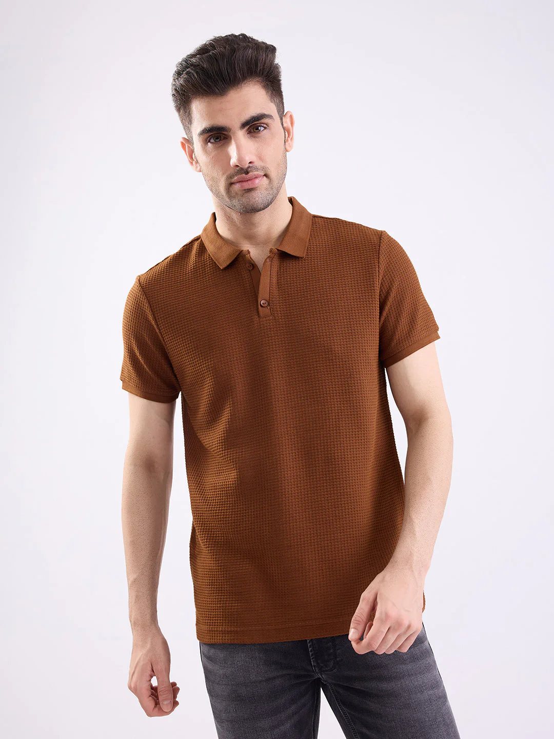 Men T-Shirt Brown Slim Fit - Image 2
