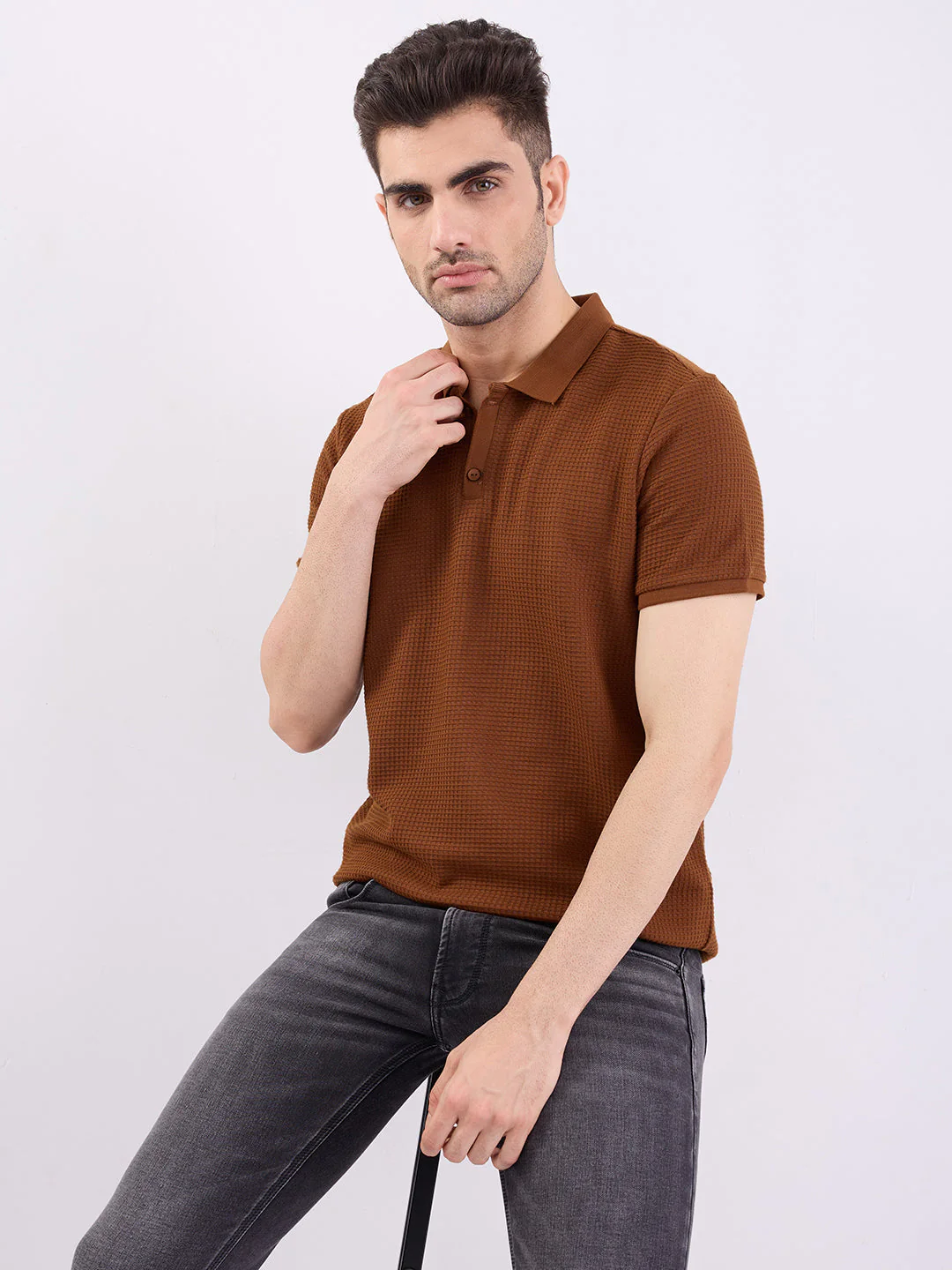 Men T-Shirt Brown Slim Fit - Image 7