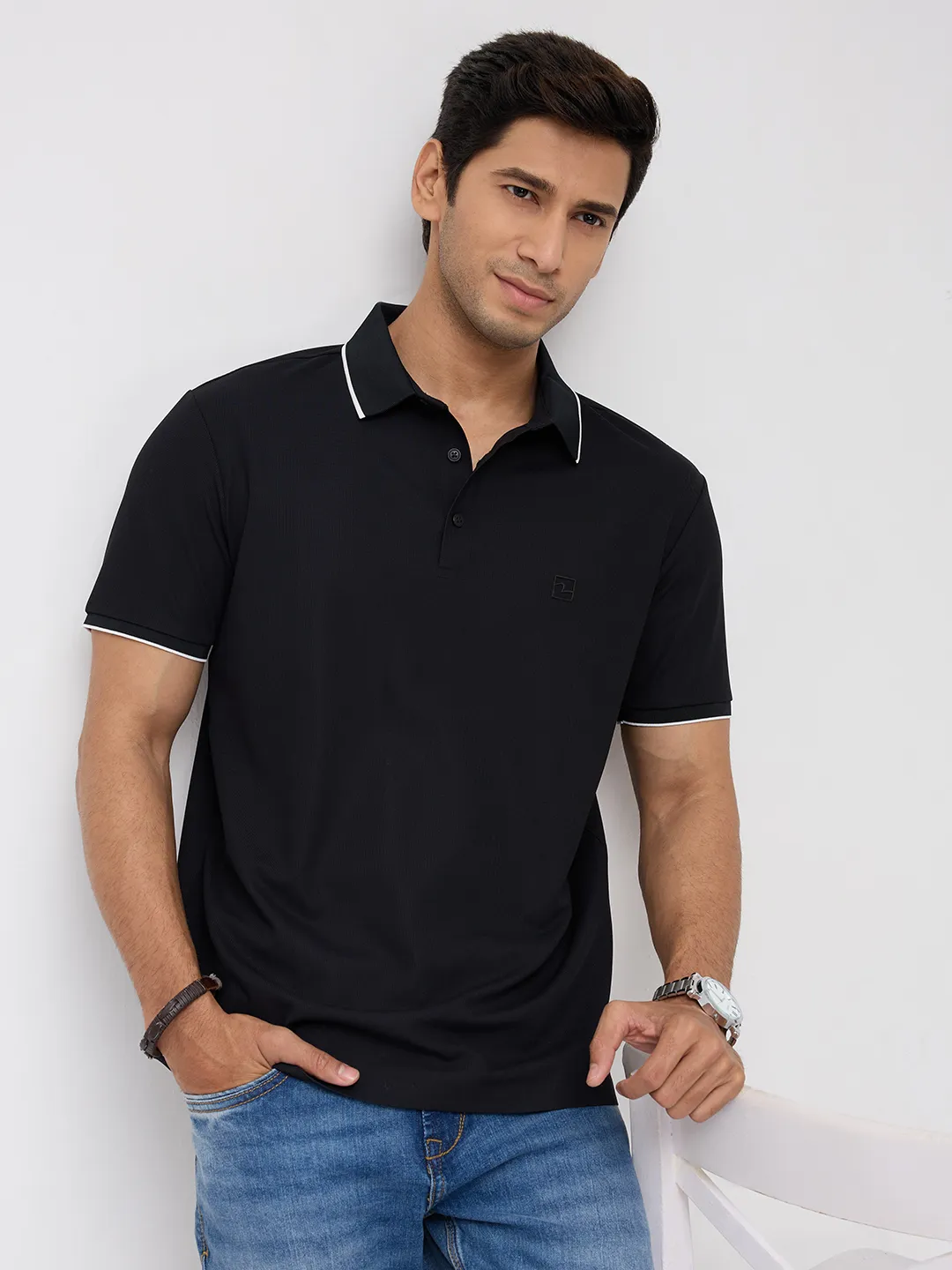 Men T-Shirt Textured Black Regular Fit - Image 7