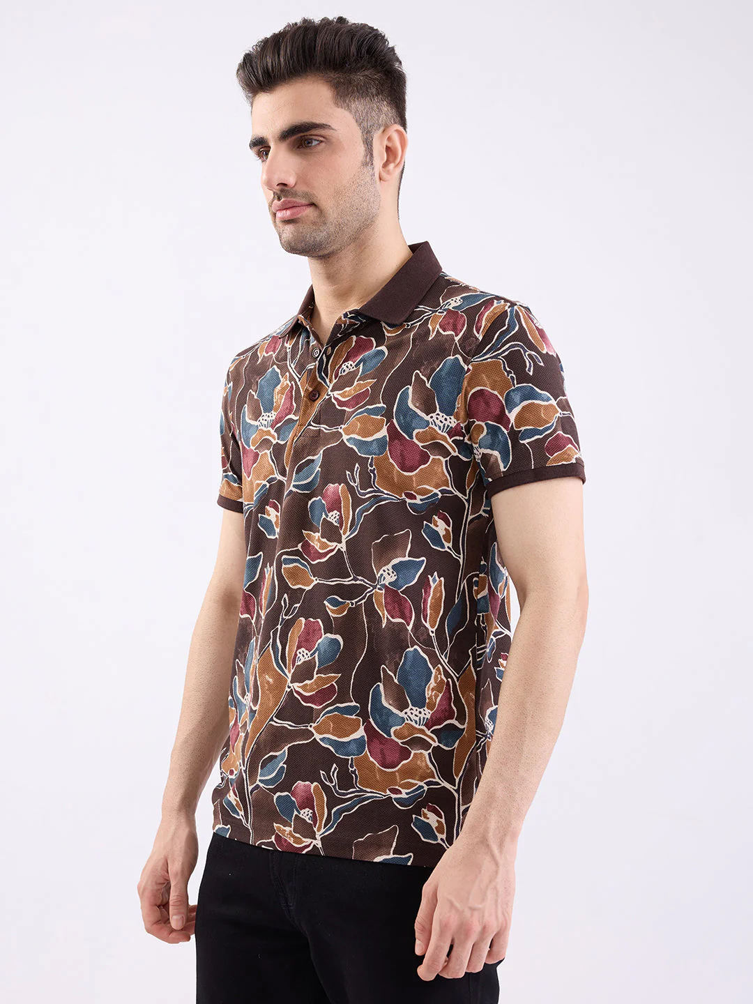 Men T-Shirt Brown Slim Fit - Image 3