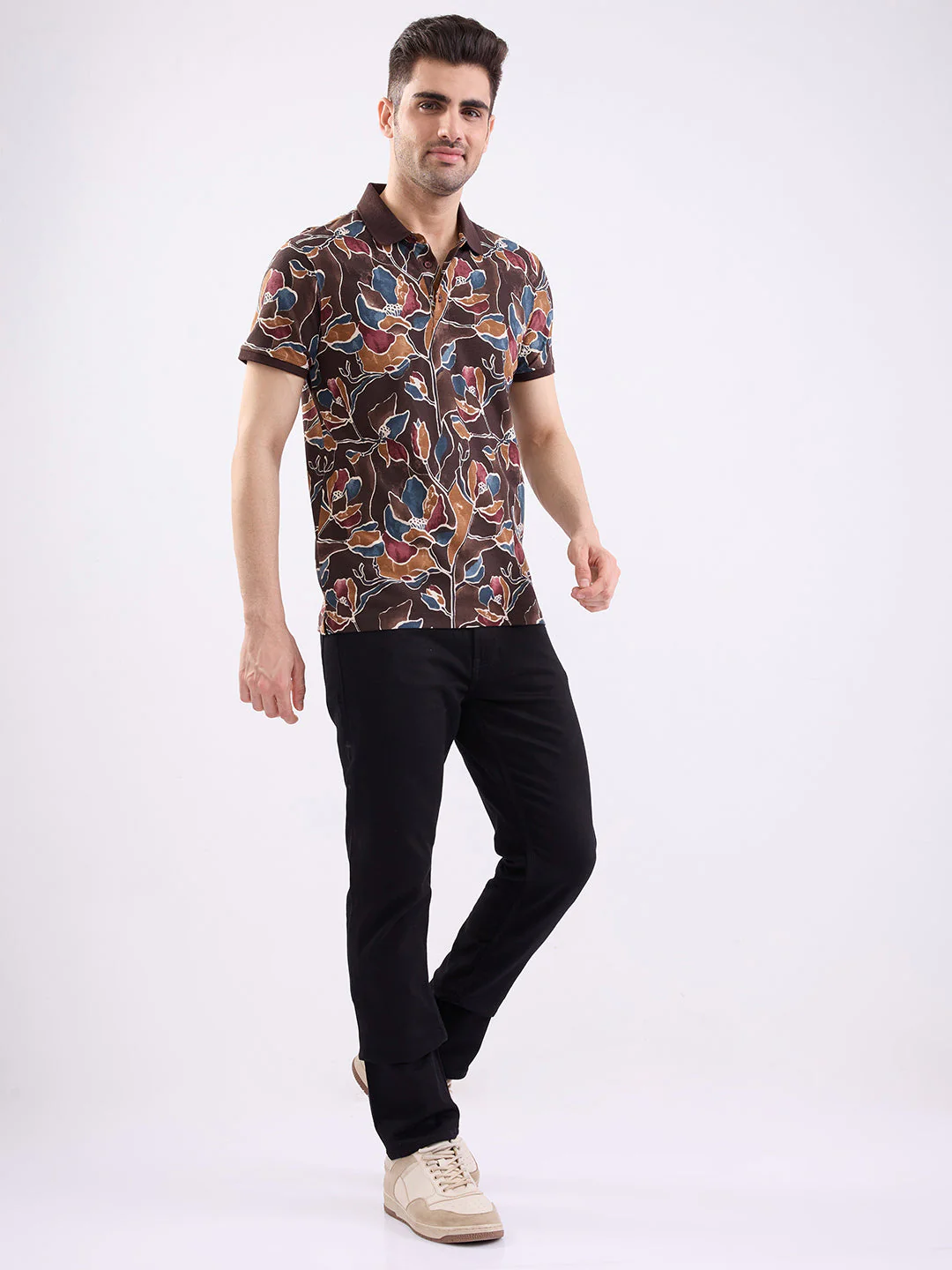 Men T-Shirt Brown Slim Fit - Image 5