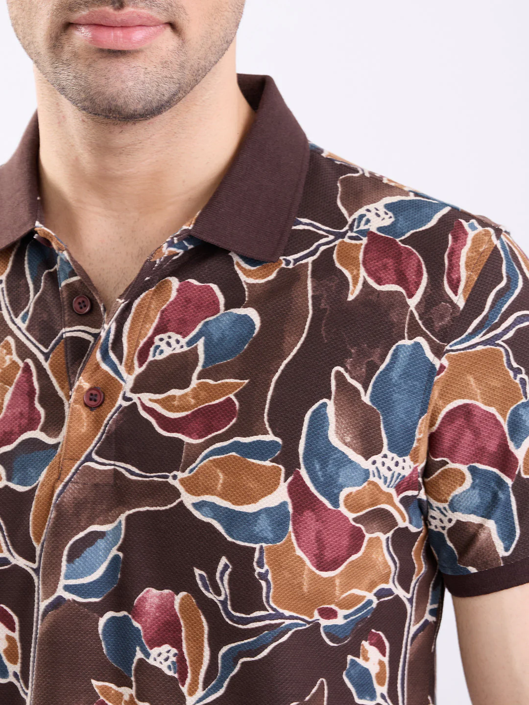 Men T-Shirt Brown Slim Fit - Image 6