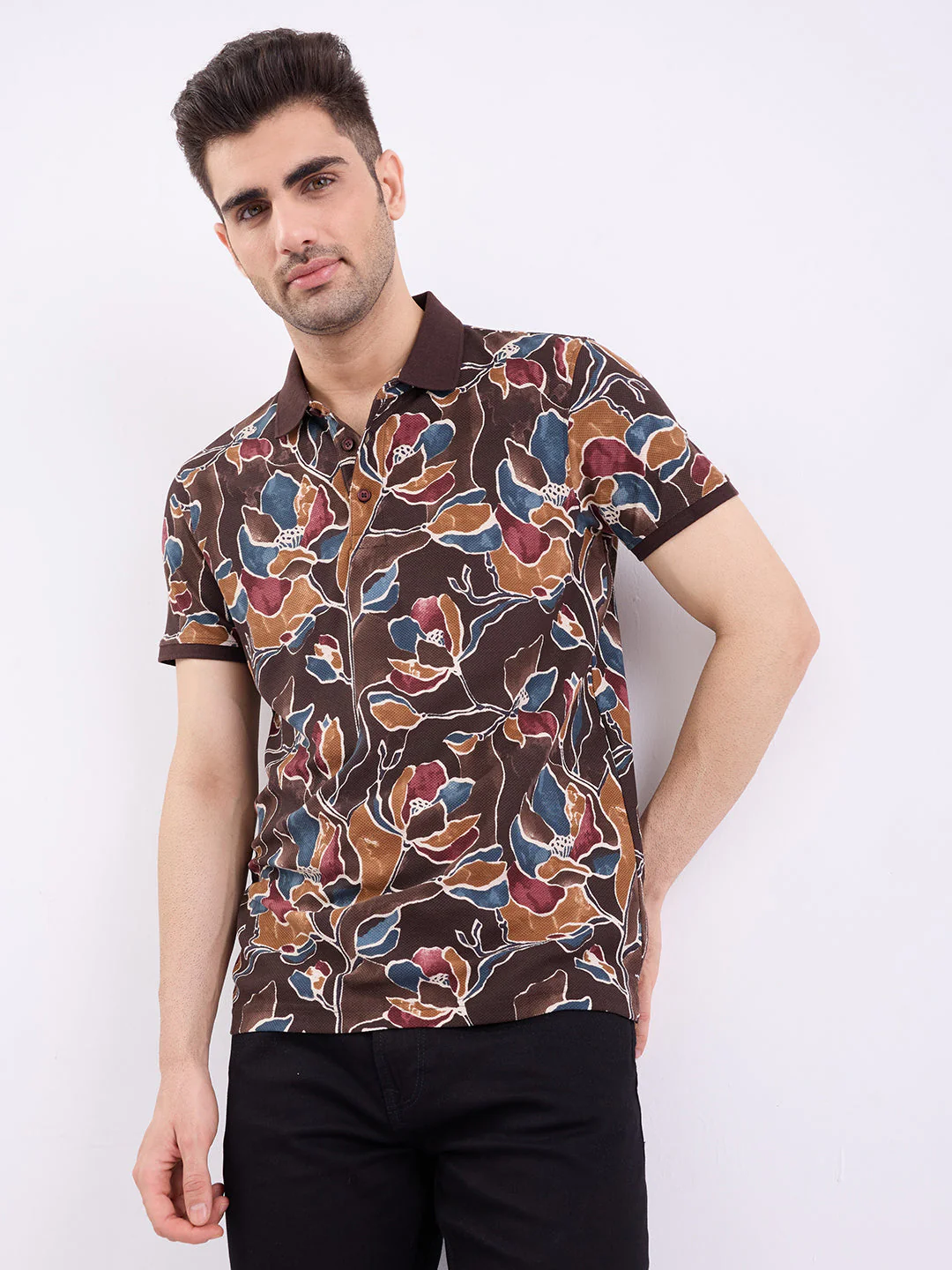 Men T-Shirt Brown Slim Fit - Image 7