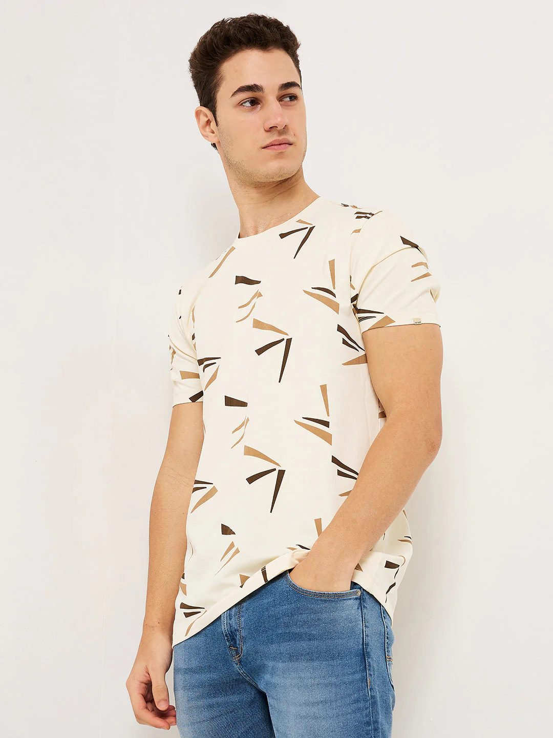 Men T-Shirt White Print Slim Fit - Image 3
