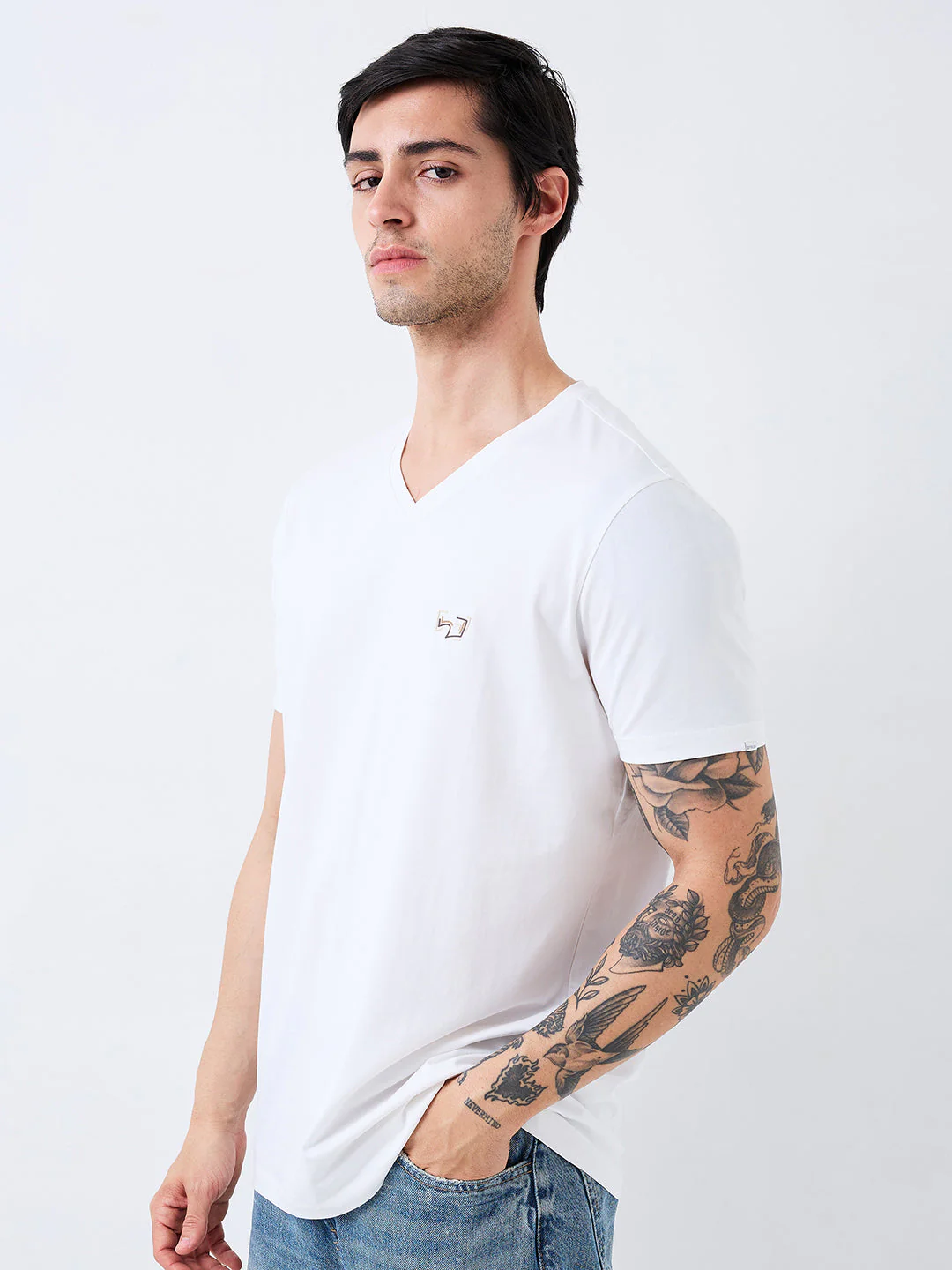 Men T-Shirt Solid White Slim Fit - Image 3