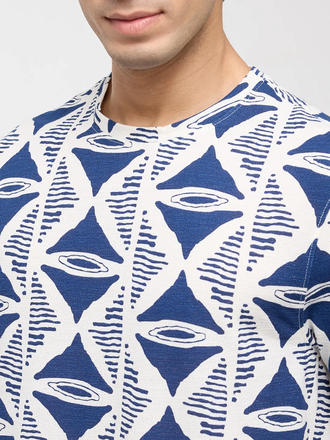 Men T-Shirt Print Blue Regular Fit - Image 6