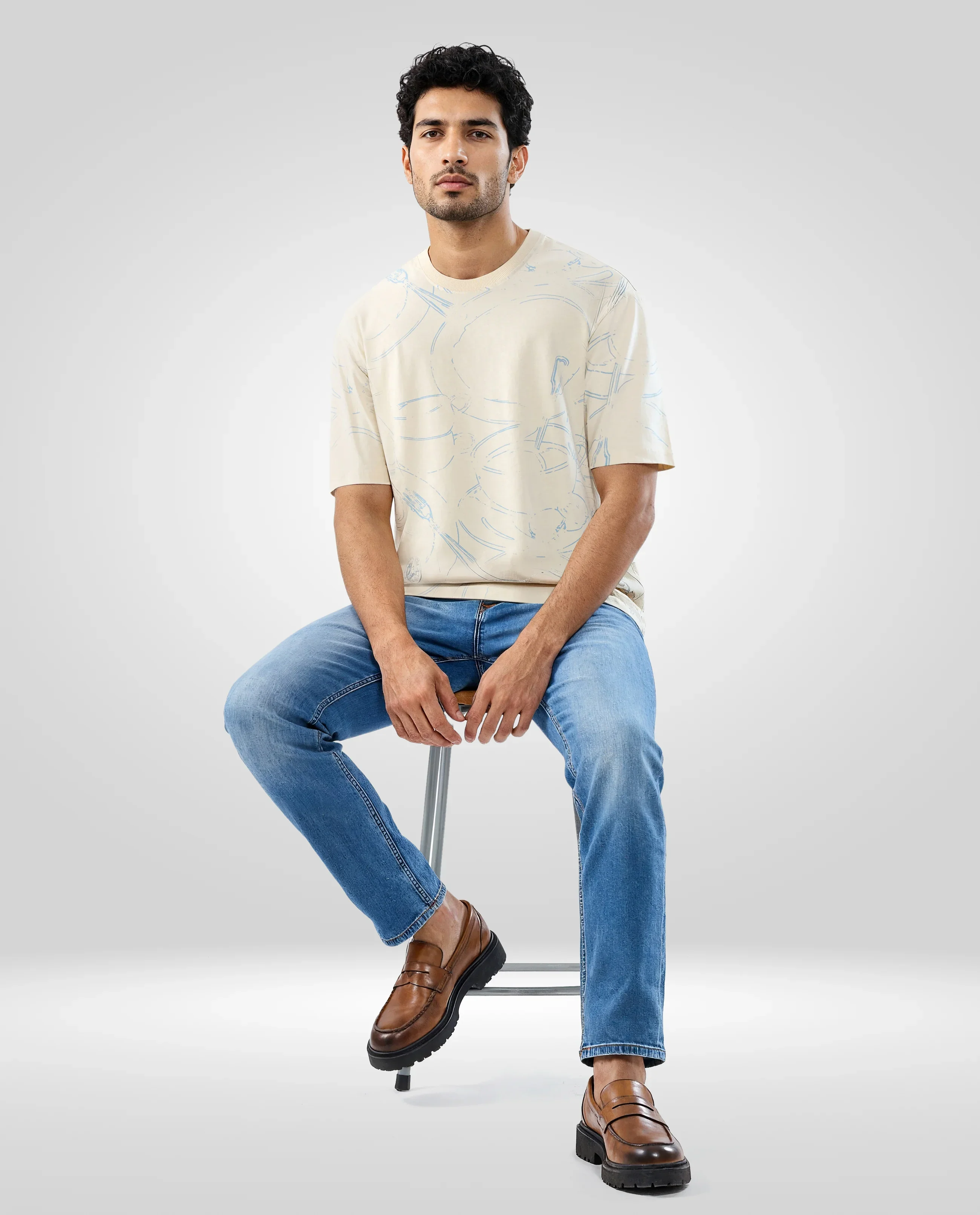 Men T-Shirt Print Brown Relaxed Fit - Image 2