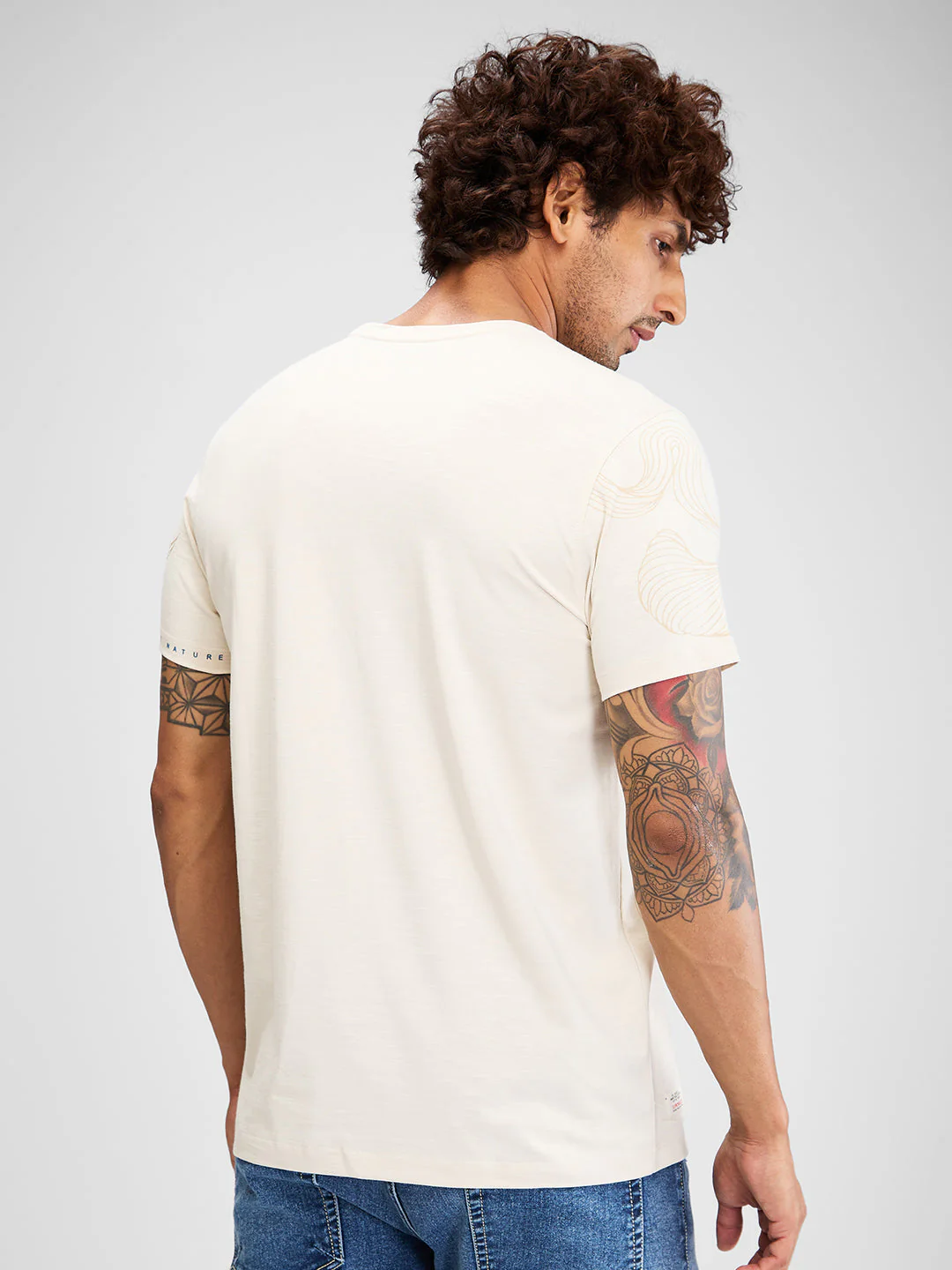 Men T-Shirt Solid White Slim Fit - Image 3