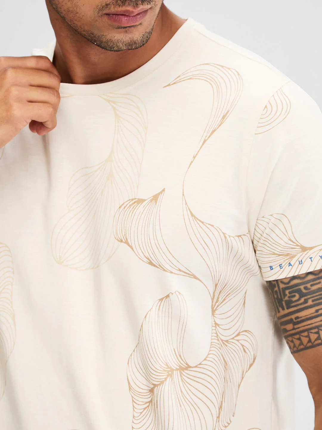 Men T-Shirt Solid White Slim Fit - Image 5