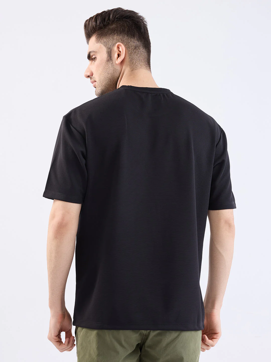 Men T-Shirt Black Oversize Fit - Image 4