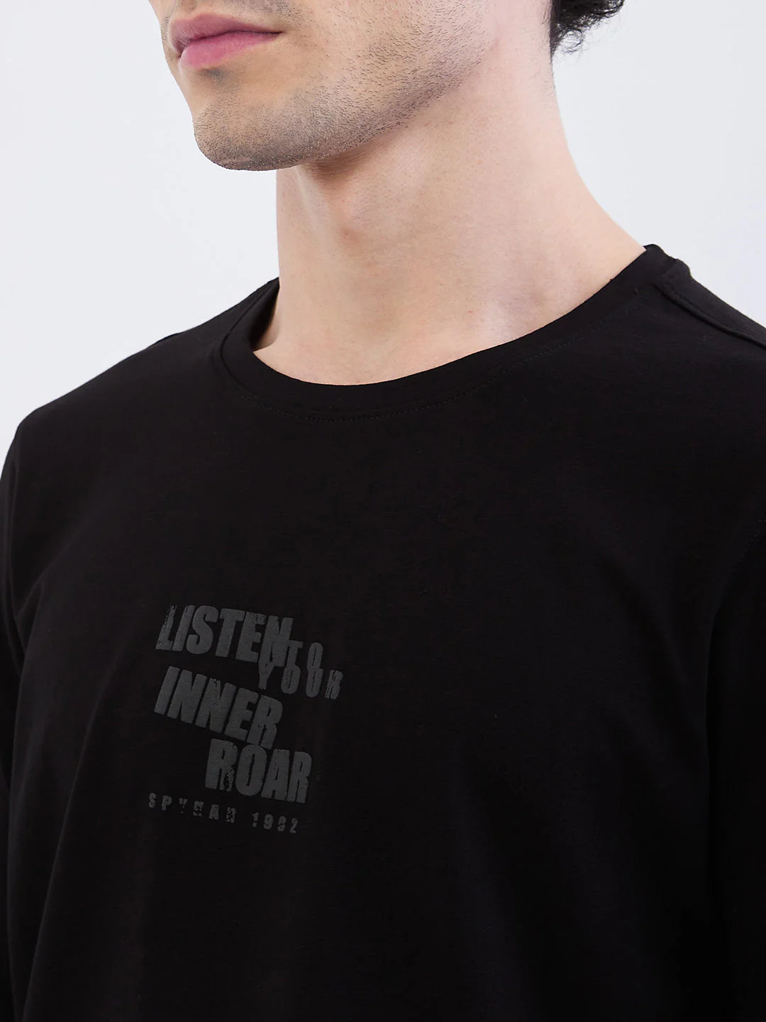 Men T-Shirt Black Slim Fit - Image 6