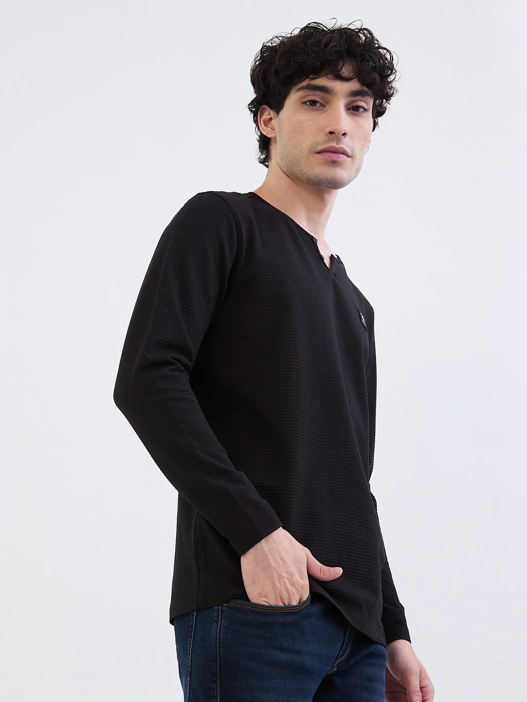 Men T-Shirt Black Slim Fit