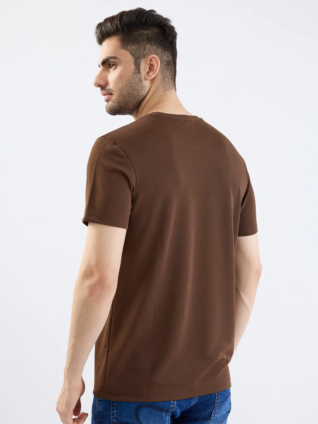 Men T-Shirt Brown Slim Fit - Image 4