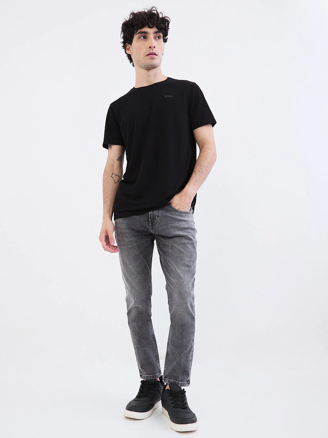 Men T-Shirt Black Slim Fit - Image 5