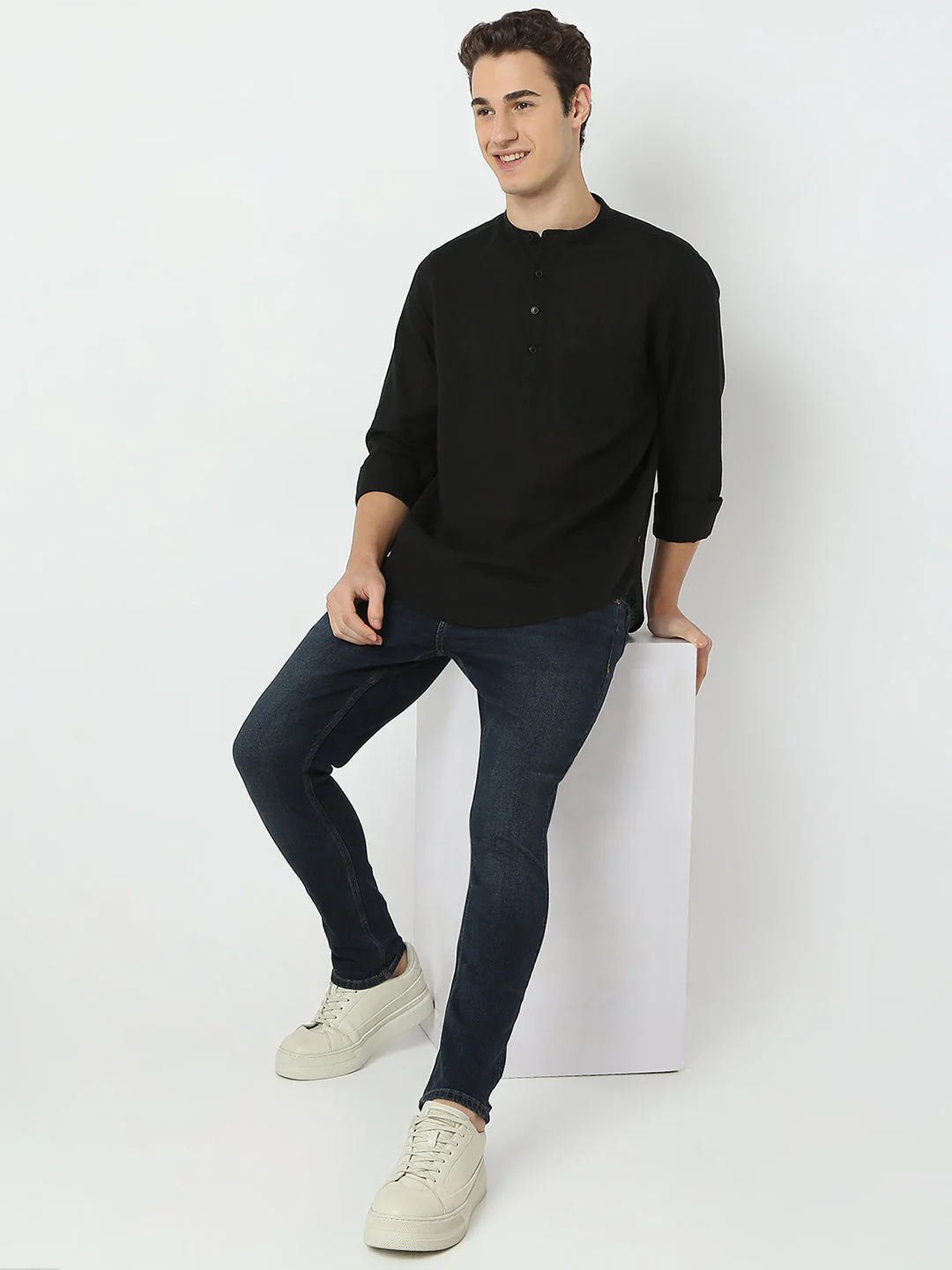 Men Black Linen Solid Kurta - Image 6