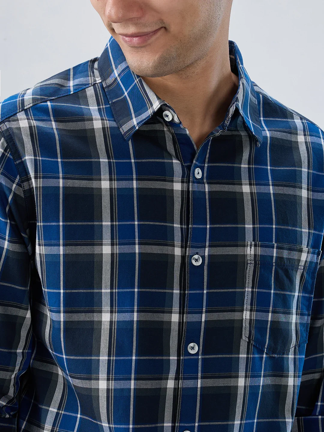 Men Shirt Check Navy Blue Regular Fit - Image 4