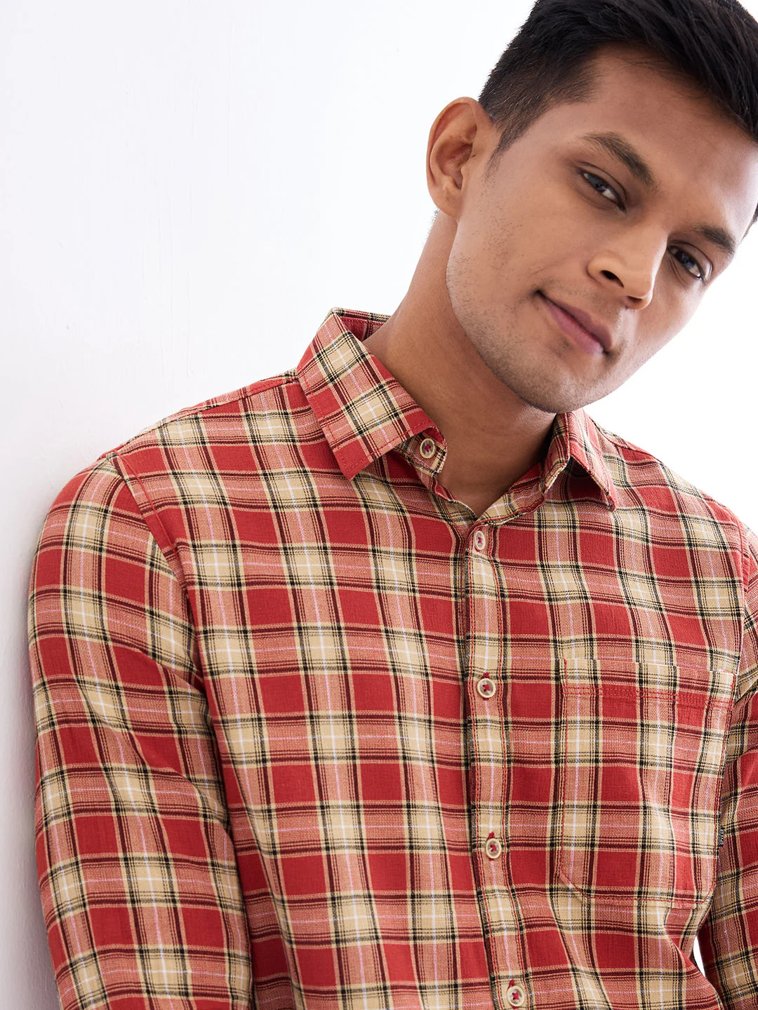 Men Shirt Red Slim Fit - Image 6